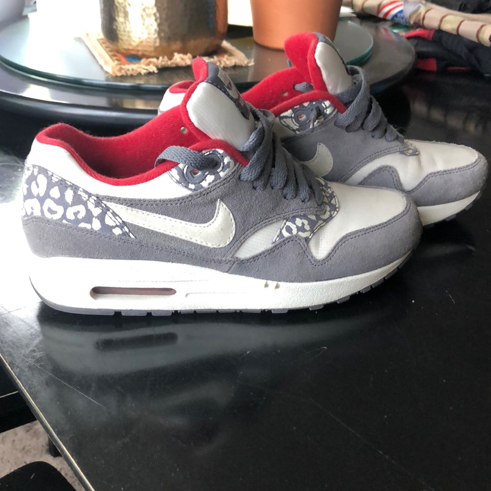 •Nike Air Max ••Cheetah print•• US Sz 6••
